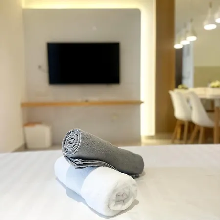 The Shore Lw Premium Suites Kk Downtown